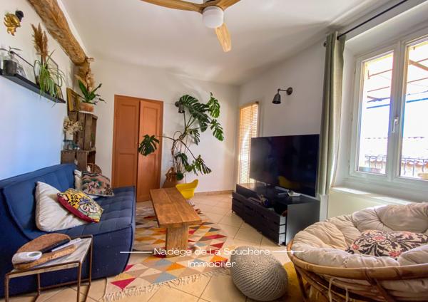 Fuveau (13710) Maison de village pleine de charme avec deux terrasses et suite parentale – Environ 80 m²