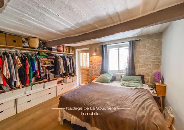 Fuveau (13710) Maison de village pleine de charme avec deux terrasses et suite parentale – Environ 80 m²