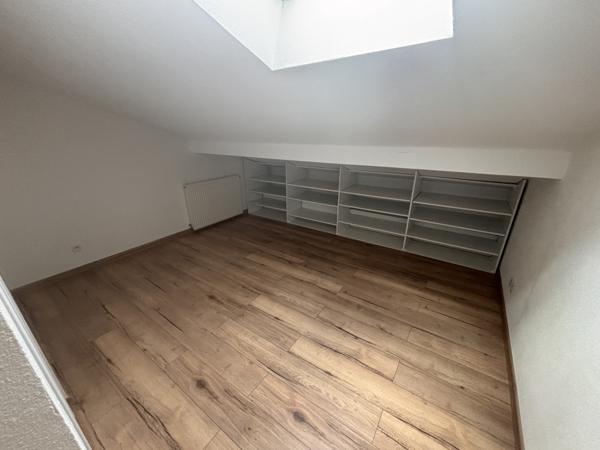 T2 + CAVE SECTEUR NOIRET