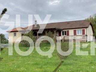 Maison à louer avec piscine à Lacadée