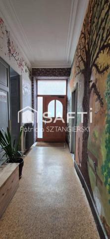 Immeuble de rapport, locations saisonnières, chambres d'hôtes, maison familiale, jardin, 3 garages.