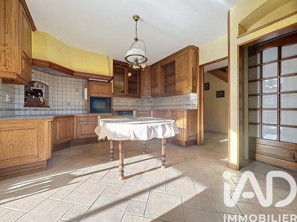 Maison à vendre 10 pièces 210,35 m² Annecy