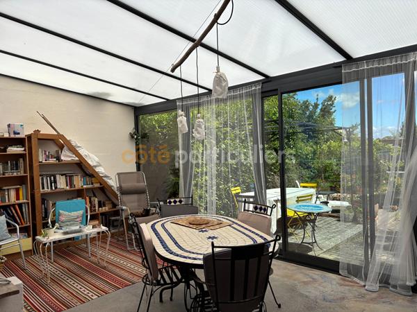 Vente
                Maison91,69 m² - 6 Pièces -
                    SOULAC SUR MER (33780)