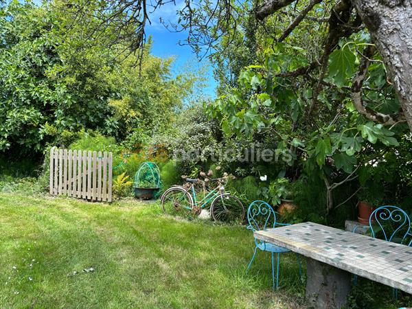 Vente
                Maison91,69 m² - 6 Pièces -
                    SOULAC SUR MER (33780)