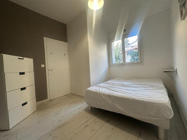 À vendre : Rare sur le marché Appartement 2 pièces à Saint-Raphaël en hyper centre ville au calme