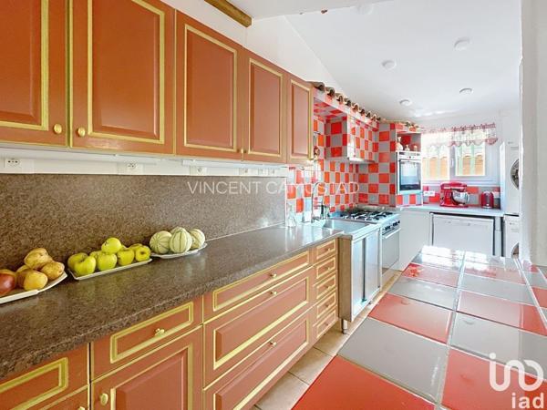 Maison à vendre 5 pièces 142 m² Sanary-sur-Mer