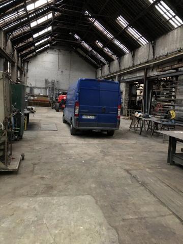 Vente                                                      Local commercial
                        
                     8 pièces                      1360 m2                     à Aulnois-sous-Laon