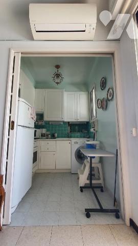 MENTON - DEUX PIÉCES CENTE-VILLE.