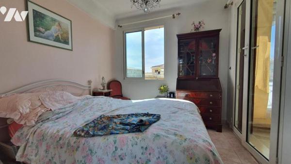 MENTON - DEUX PIÉCES CENTE-VILLE.