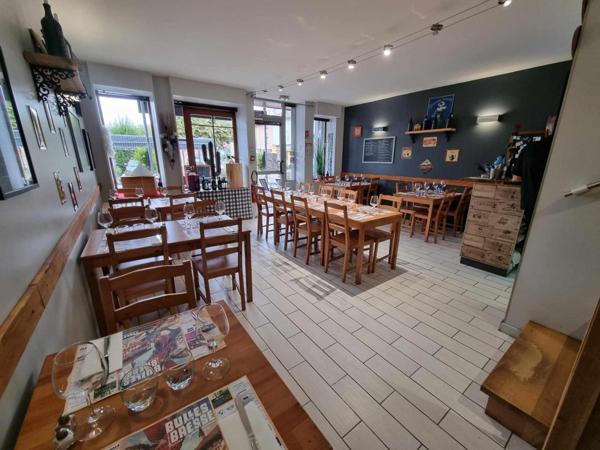 Fond de commerce restauration, en plein coeur de Vonnas