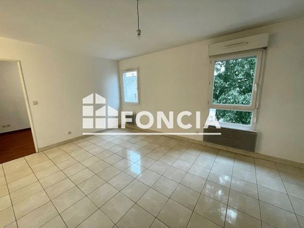 Location Appartement 2 pièces 40.38 m² - 14 RUE LOUIS BLANC Saint Fons 69190