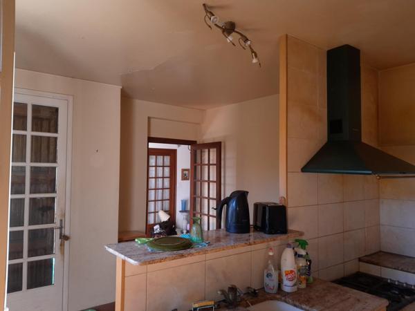 MAISON LUMINEUSE 7 PIECES 5 CHAMBRES ET SOUS SOL INTEGRAL