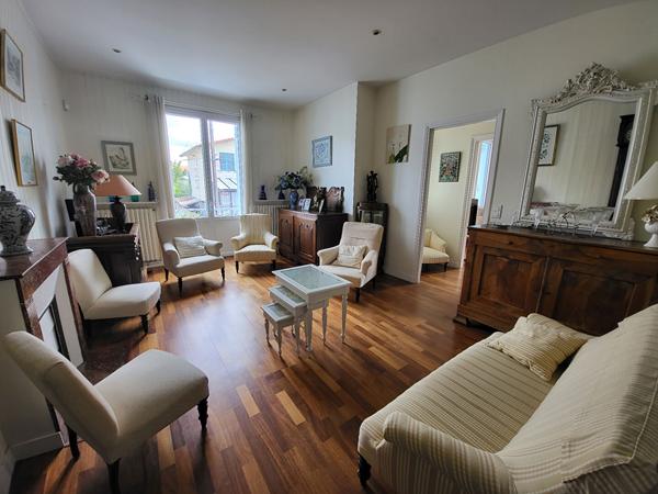 CENTRE VILLE - Charmante maison rénovée avec jardin