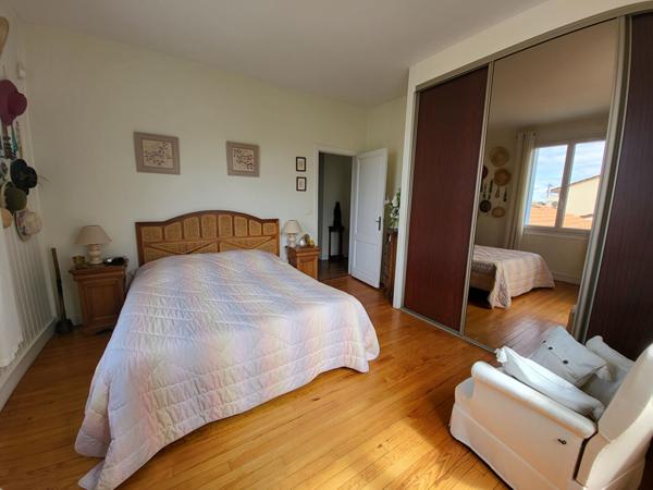 CENTRE VILLE - Charmante maison rénovée avec jardin