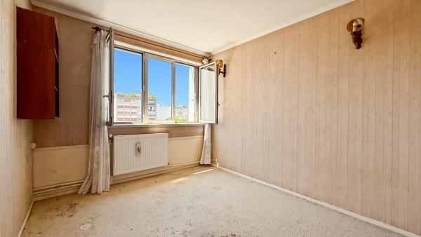 Boulogne-Billancourt Rue de Bellevue | Grand T2 de 51.18m² | 7 ème étage | Lumineux | Cave