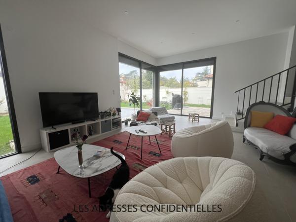 Point du jour - Maison de Ville Contemporaine 174 m² avec 4 chambres - garage et piscine
