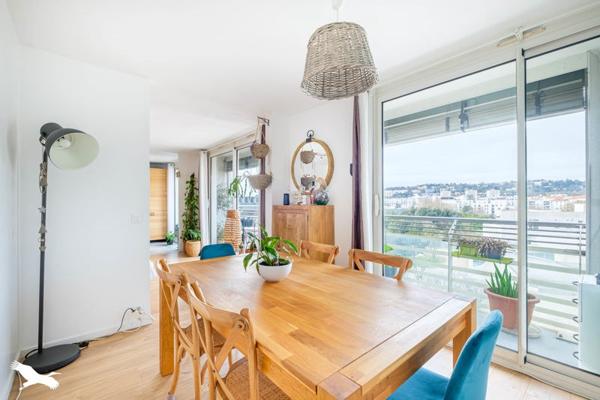 Appartement à vendre |  Lyon 07 |  5 pièces | 98 m²