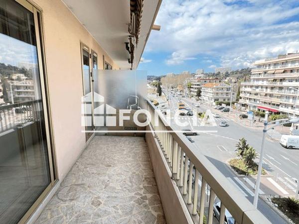 Location Studio 28.21 m² - 2 AVENUE DE NICE Cagnes-sur-mer 06800