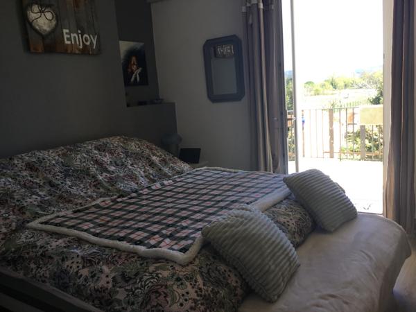 Garéoult (83136) Grande maison de village 5 pièces en parfait état