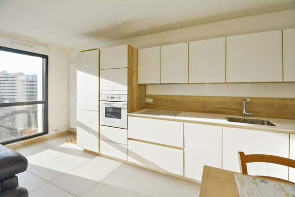 IMMEUBLE 2022 - 3P- TERRASSE - PLEIN SUD - ETAT IMPECCABLE