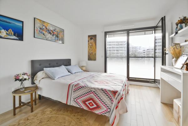 IMMEUBLE 2022 - 3P- TERRASSE - PLEIN SUD - ETAT IMPECCABLE