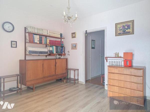 En plein cœur de Ferney-Voltaire, grand appartement de type 3 