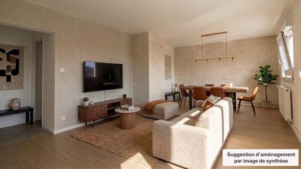 Beau T3 rénové 70 m² - Dernier étage à Florange