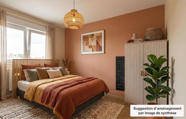Beau T3 rénové 70 m² - Dernier étage à Florange