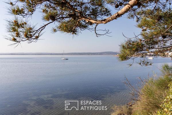 Propriété d’exception: villa contemporaine, les pieds dans l’eau