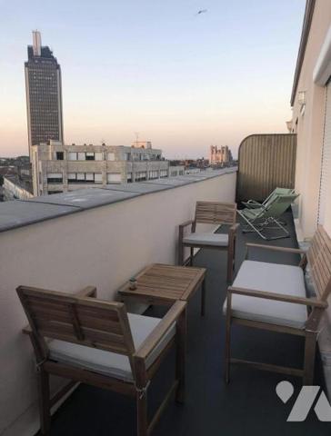 NANTES RUE DU CALVAIRE - Appartement T4