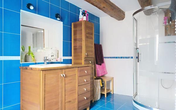 Maison à vendre    6 pièces • 200 m2 Caumont-sur-Durance