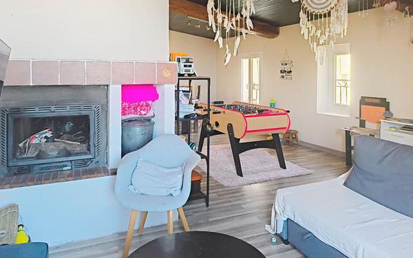 Maison à vendre    6 pièces • 200 m2 Caumont-sur-Durance