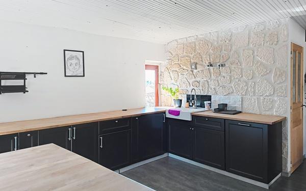 Maison à vendre    6 pièces • 200 m2 Caumont-sur-Durance