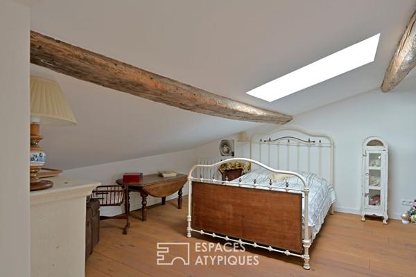 Esprit loft dans un ancien chai avec jardin et piscine à 20 min d’Uzès