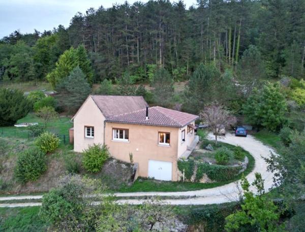 Le Bugue maison de 111 m² de plain pied entièrement rénovée