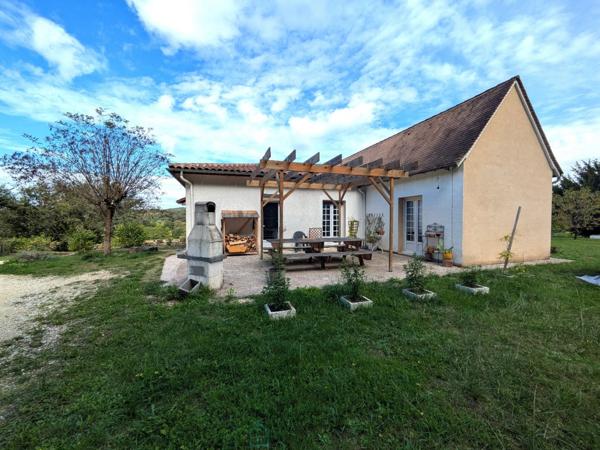 Le Bugue maison de 111 m² de plain pied entièrement rénovée
