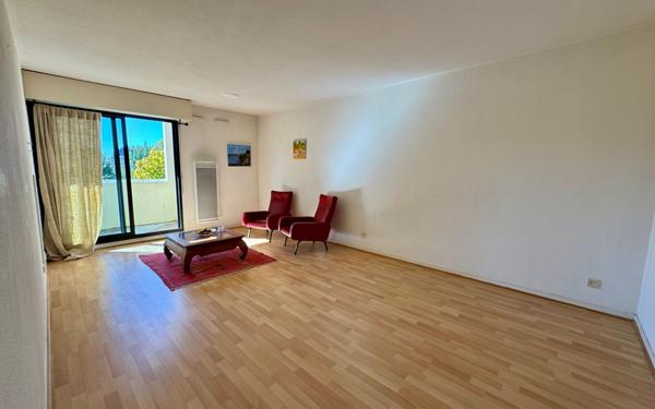 Appartement à vendre    4 pièces • 78 m2 Bordeaux