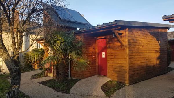 AXE CHATEAUROUX LIMOGES - MURS COMMERCIAUX HOTEL BAR RESTAURANT avec LOGEMENT