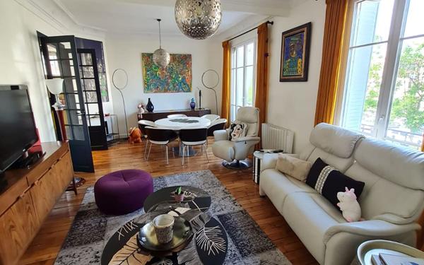 Appartement à louer    5 pièces • 84,68 m2 Enghien-les-Bains