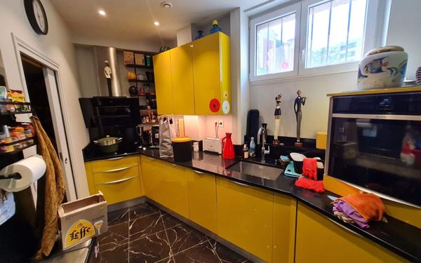 Appartement à louer    5 pièces • 84,68 m2 Enghien-les-Bains