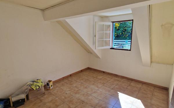 Maison à vendre    7 pièces •  Cilaos