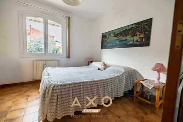 EXCLUSIVITE - OLLIOULES - VILLA  T6 - 136 M2 - TERRAIN 739 M2 - Double garage - 735 000 