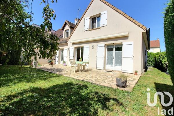 House for sale 6 rooms 150 m² Viry-Châtillon