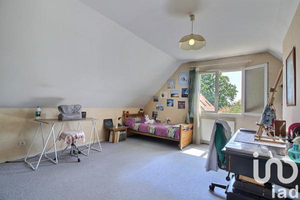 House for sale 6 rooms 150 m² Viry-Châtillon