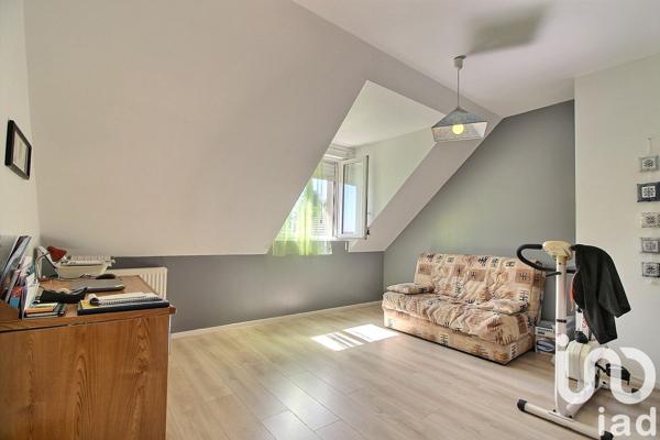 House for sale 6 rooms 150 m² Viry-Châtillon