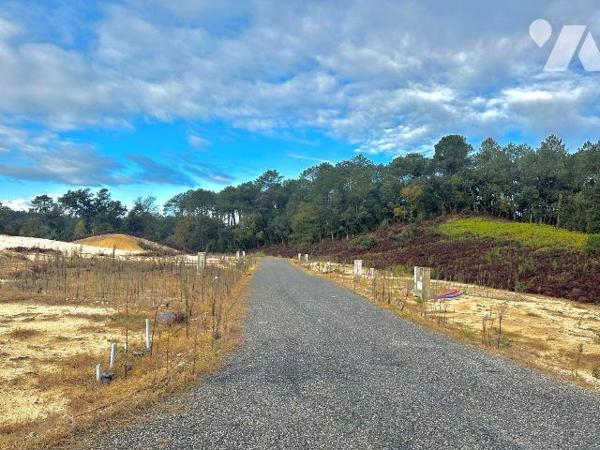 TERRAINS A VENDRE à Labenne (40530) dans les Landes 
Venez découvrir ces terrains viabilisés e...