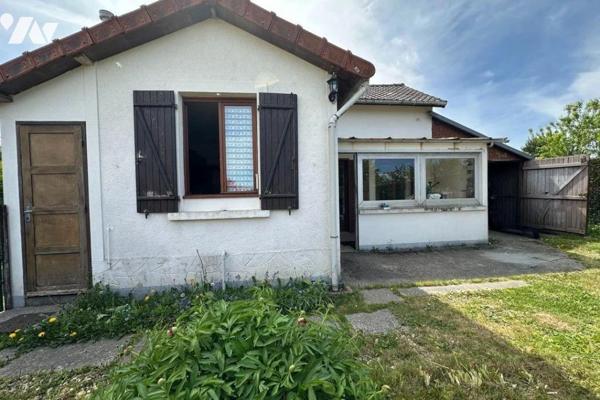 A Vendre maison à FRANQUEVILLE-SAINT-PIERRE (76520). Maison de plain-pied individuelle à rénove...