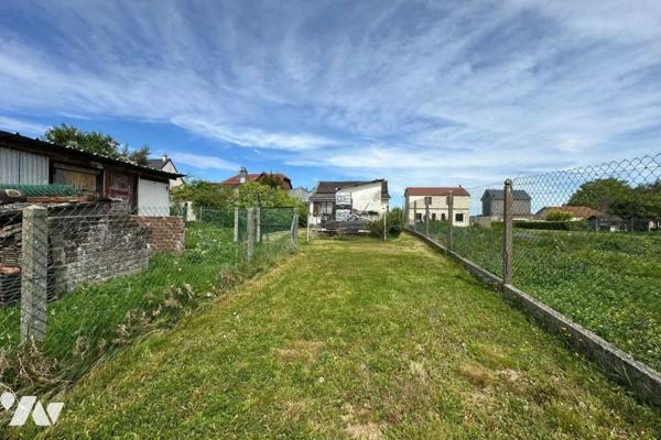 A Vendre maison à FRANQUEVILLE-SAINT-PIERRE (76520). Maison de plain-pied individuelle à rénove...