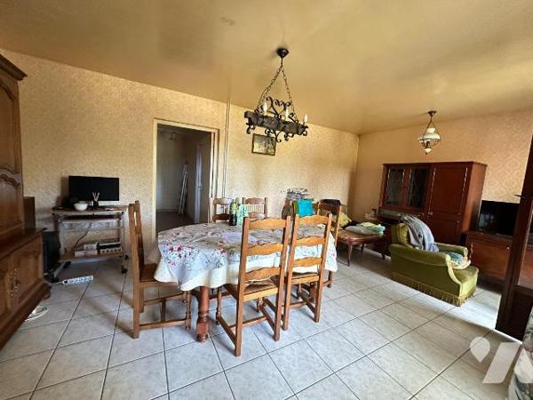 A Vendre maison à FRANQUEVILLE-SAINT-PIERRE (76520). Maison de plain-pied individuelle à rénove...
