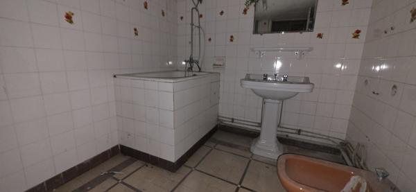 Maison à vendre 54 900 € Cahors 6 p 150 m² DPE D